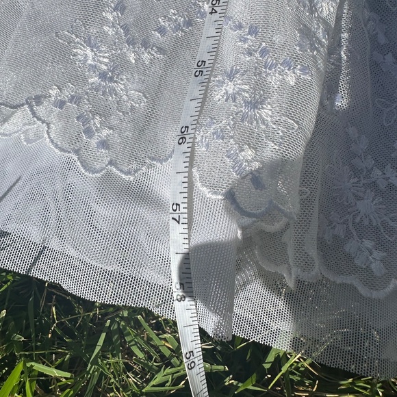 Country White Lace Off Shoulder Maxi Dress - Picture 11 of 13